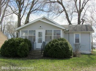 800 Sumner St, Waterloo, IA 50703
