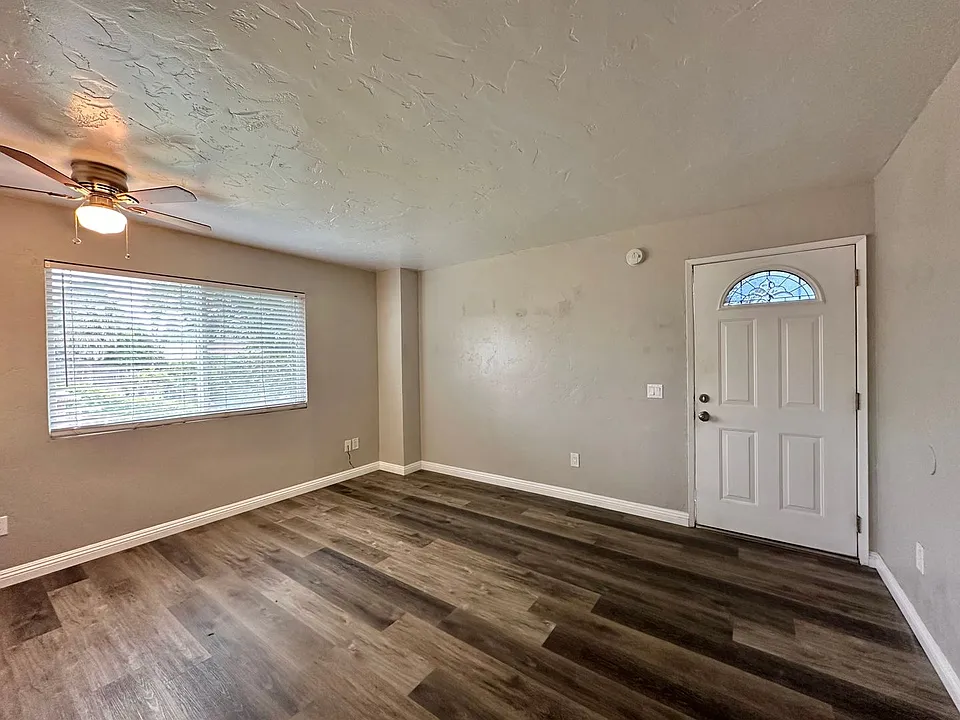 Polley Drive Apartments