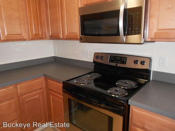 4th image of 130 W Maynard Ave APT 2E