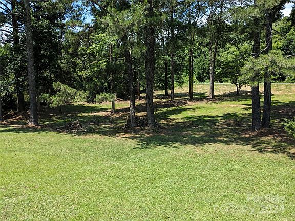 3rd image of 1421 S Battleground Ave