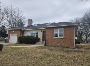 45 N Wisconsin Ave, Addison, IL 60101