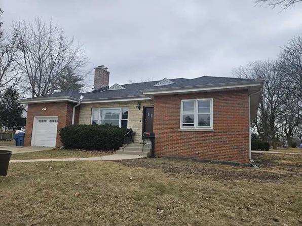 45 N Wisconsin Ave, Addison, IL 60101