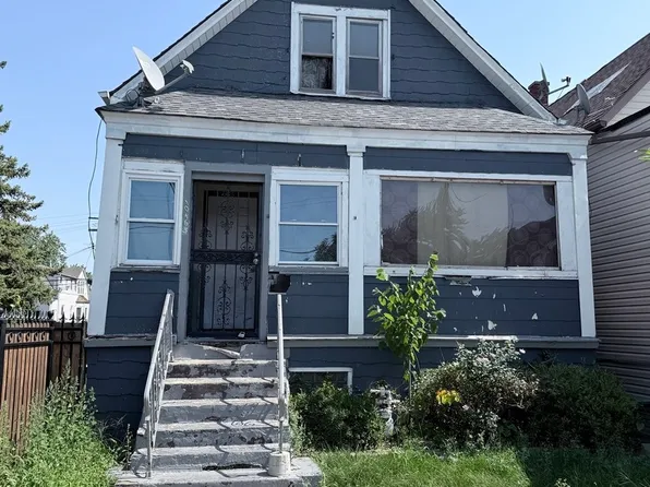 10453 S Ewing Ave, Chicago, IL 60617