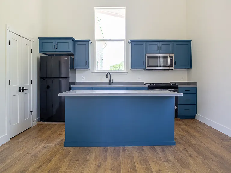 14531 E School St #B — Photo 2