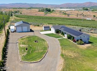 15911 Fisk Rd, Yakima, WA 98908