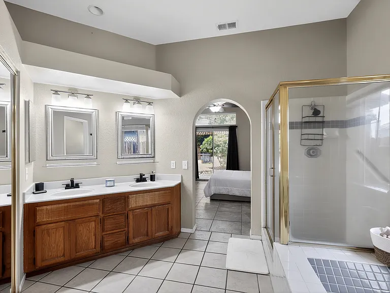 680 Canyon Creek Way — Photo 16