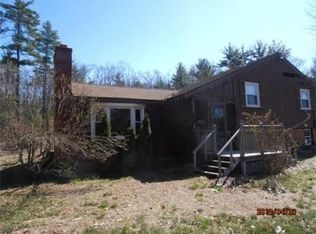 384 Townsend Harbor Rd, Lunenburg, MA 01462