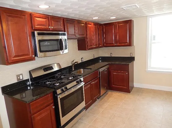 4 Douglass St, Cambridge, MA 02139