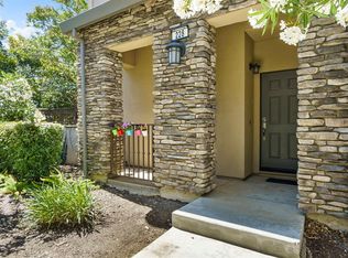 228 S Veracruz Pl, Mountain House, CA 95391