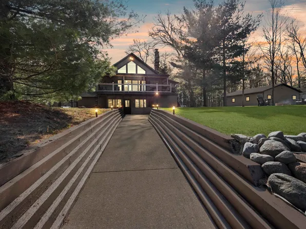 N1440 Wood Duck Way, Keshena, WI 54135