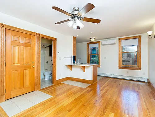 29 Phillips St Photo 1