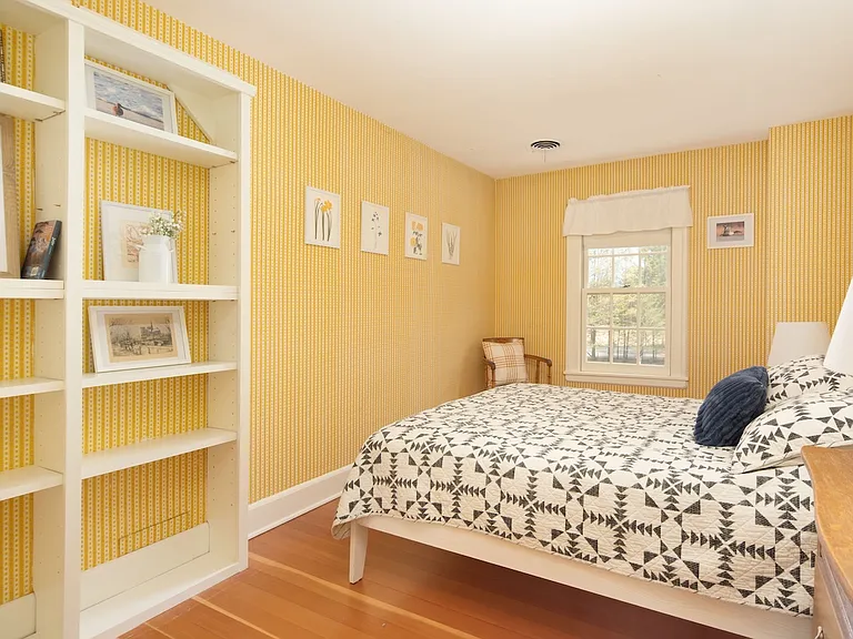 1430 Salisbury Rd — Photo 21