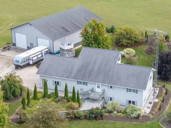 2861 W Polk Rd, Hart, MI 49420