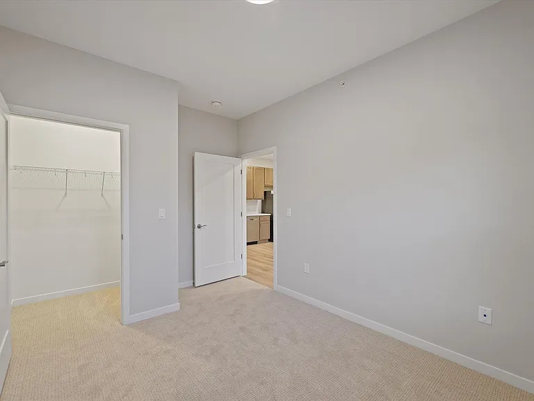 Southwood Crossing — Photo 28