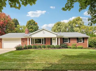 W73N1025 Poplar Ave, Cedarburg, WI 53012