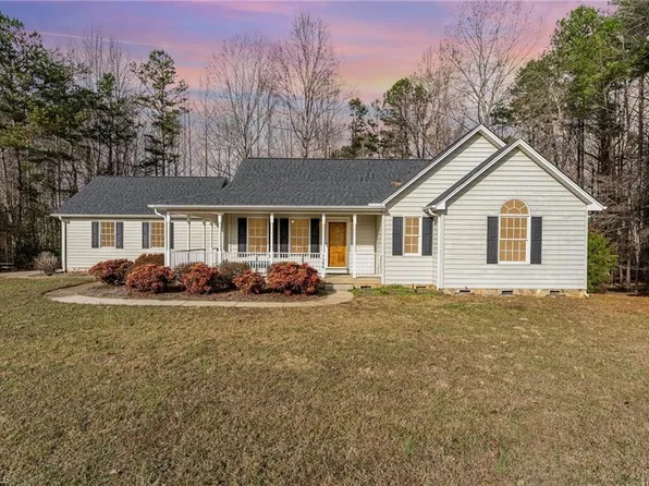 1308 Barker Dr, Randleman, NC 27317