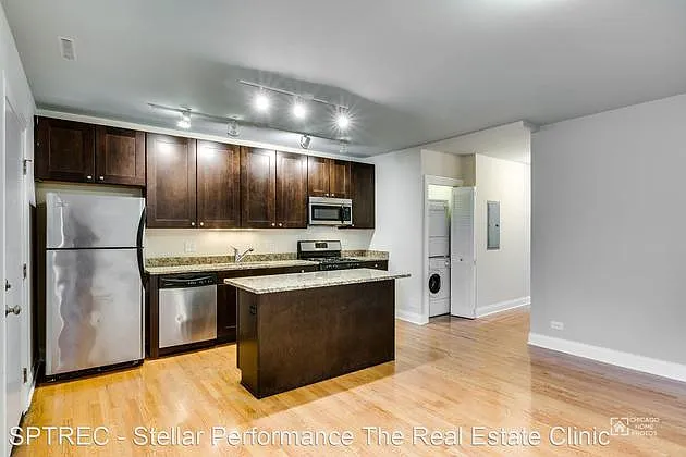 2224 N Bissell St — Photo 3