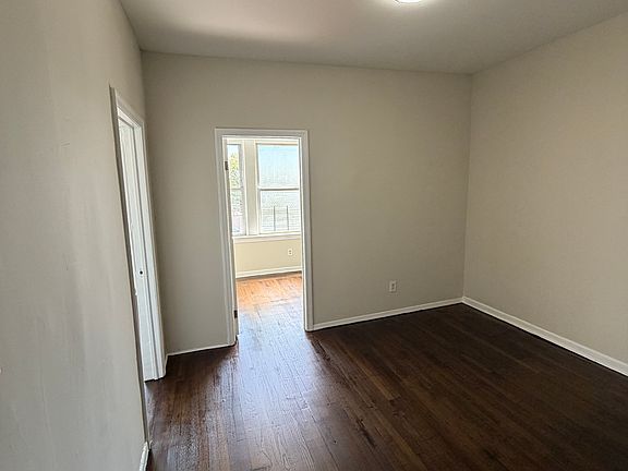 4th image of 220 Roseville Ave #402A