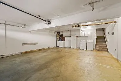 6242 1/2 Shoup Ave — Photo 21