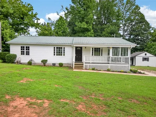 18 Wildflower Cv, Carrollton, GA 30116