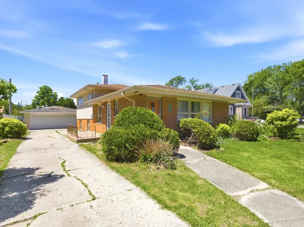 9224 S Melvina Ave, Oak Lawn, IL 60453