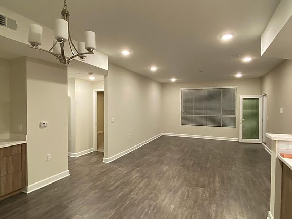 4th image of 10909 Hartsook St APT 301