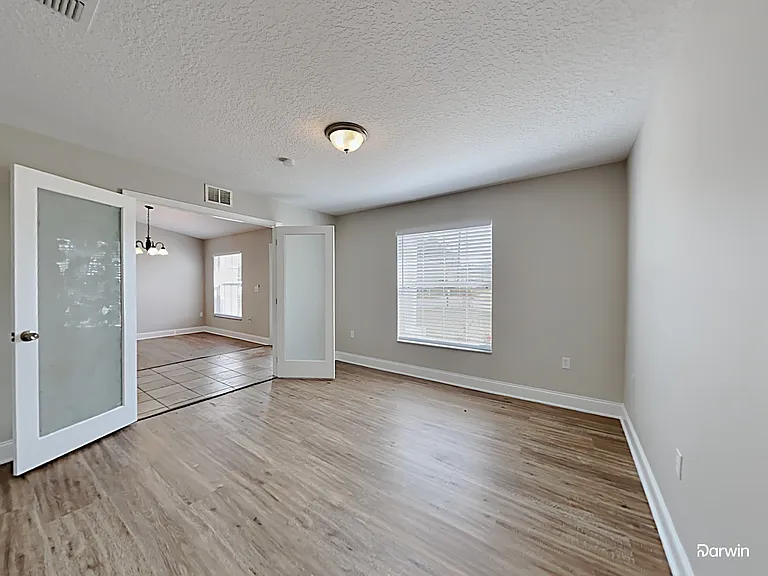 405 Danube Way — Photo 18