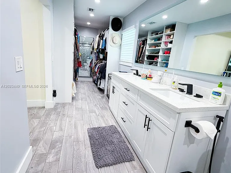 14552 SW 142nd Pl #14552 — Photo 36
