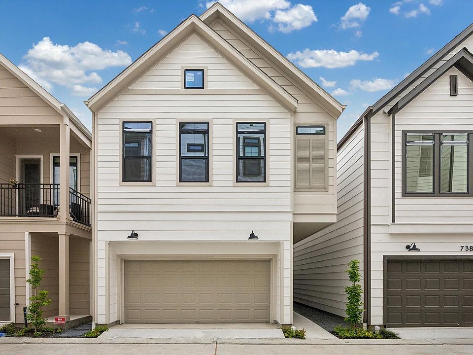 1st image of 736 Curtin St