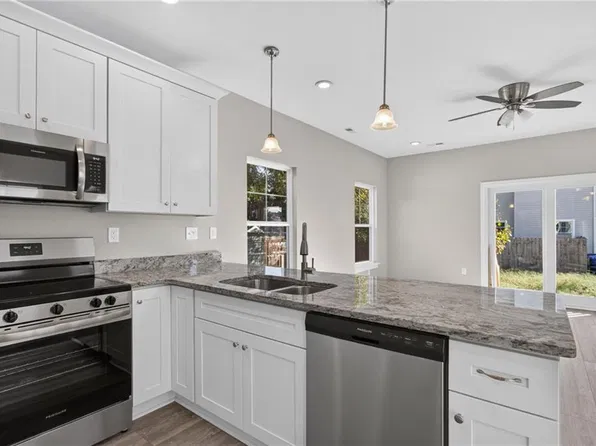 2229 Elm Ave, Portsmouth, VA 23704