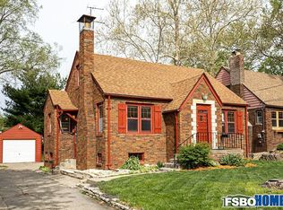 2120 40th Pl, Des Moines, IA 50310