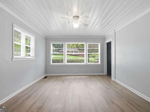 2nd image of 6183 Ellis St