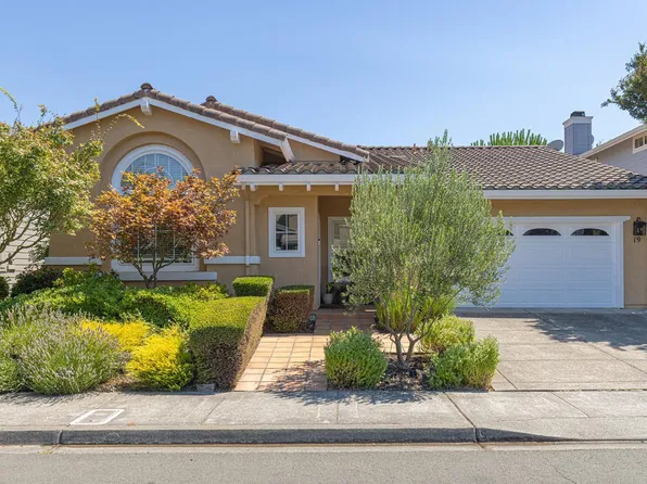 19 Walkabout Lane, Napa, CA 94558