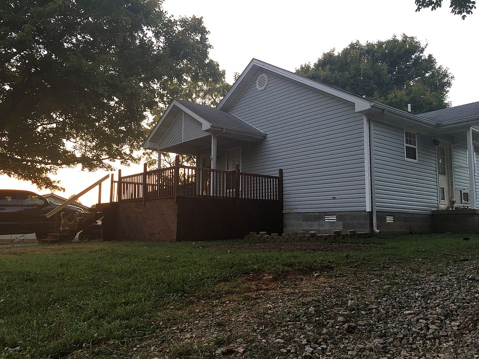 2nd image of 153 Laine St