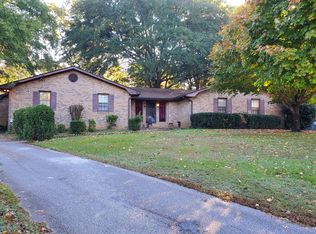 1110 Strawberry Ln, Ellenwood, GA 30294