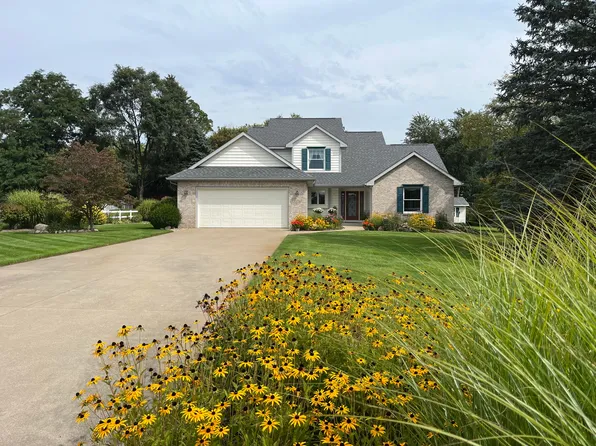 6420 Flagstone St, Kalamazoo, MI 49009