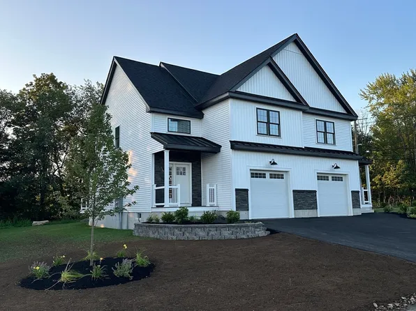 1 Leos Way, Sterling, MA 01564