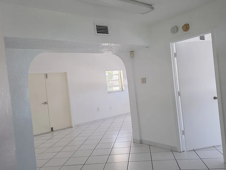 11200 SW 82nd Avenue Rd — Photo 17