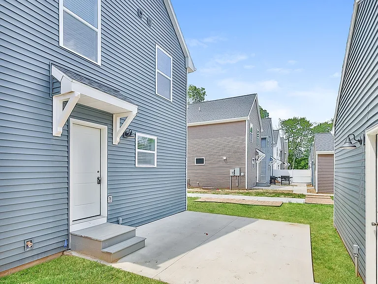 1835 Kingfisher Cir — Photo 21