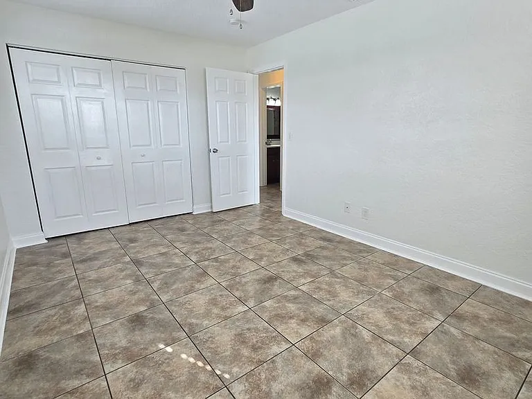 432 Auburn Dr #204 — Photo 14