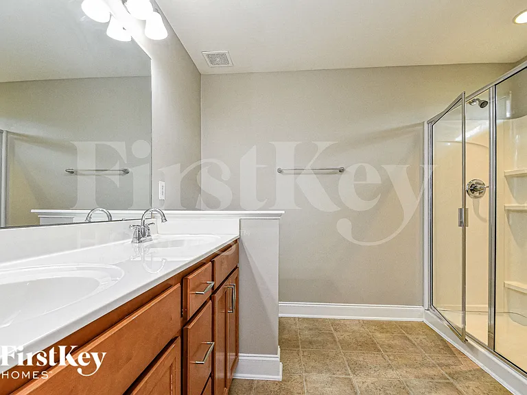 1004 Magnolia Farm Way — Photo 8