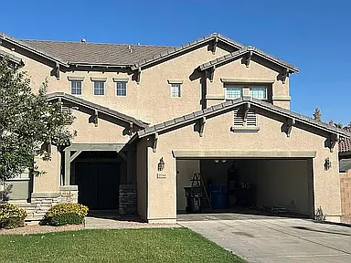 5 bed, 3432 sqft, $3,350 — Photo 2