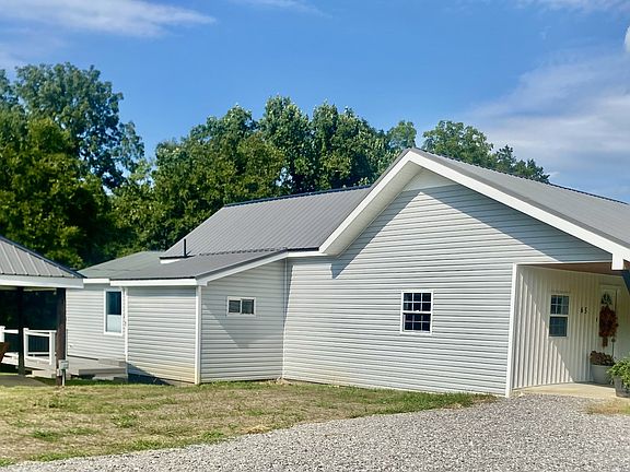3rd image of 65 Myers Cove Rd