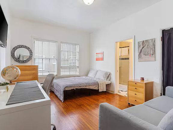 2nd image of 1709 University Ave