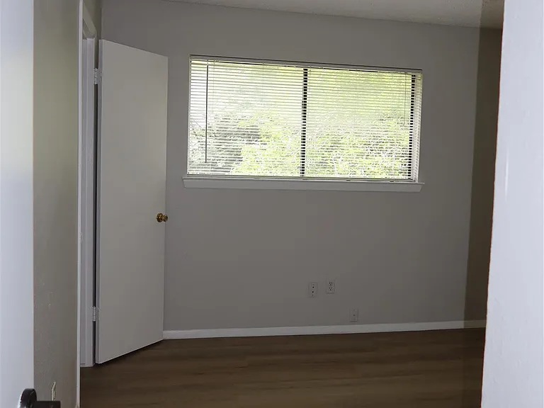 4804 Putters Cv #A — Photo 17