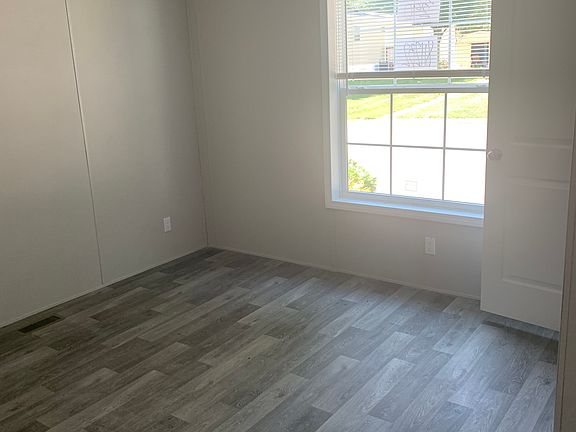 3rd image of 47 Bluebird Hill Dr #25