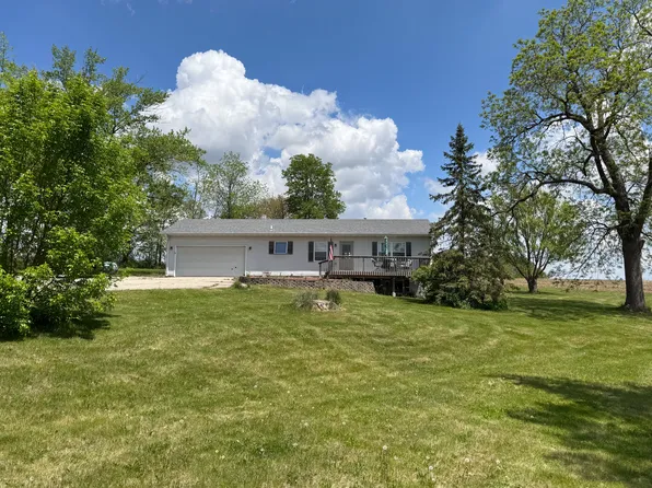 15767 Crowley Rd, Durand, IL 61024