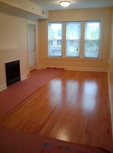 Long spacious Living Room
