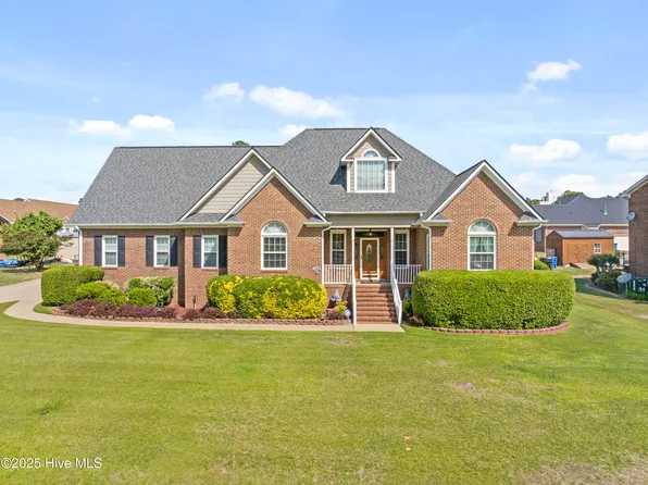 2468 Caithness Drive, Fayetteville, NC 28306