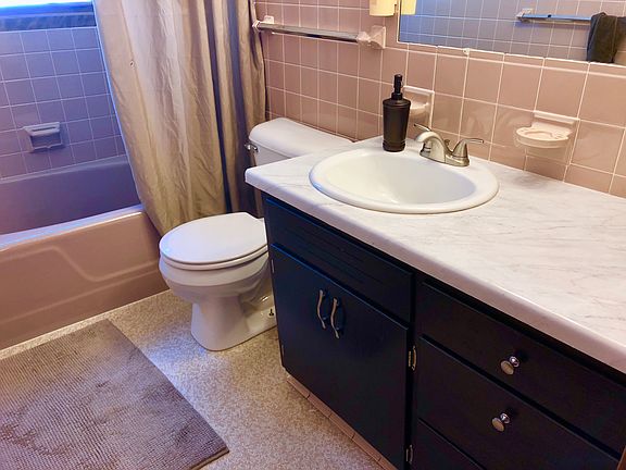 Upstairs bathroom